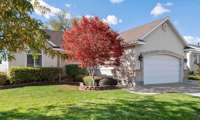 Layton House | Layton Escape Near Air Force Base & Snowbasin