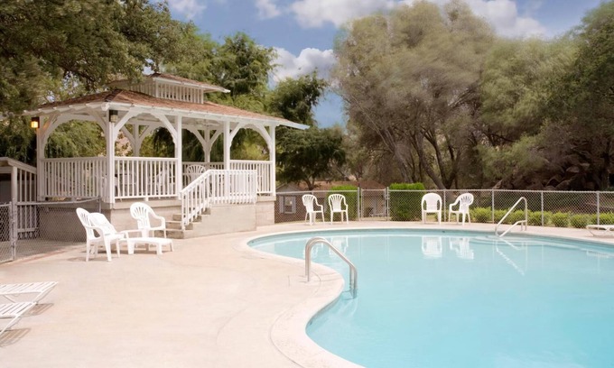Three Rivers Hotel | Lazy J Ranch Motel