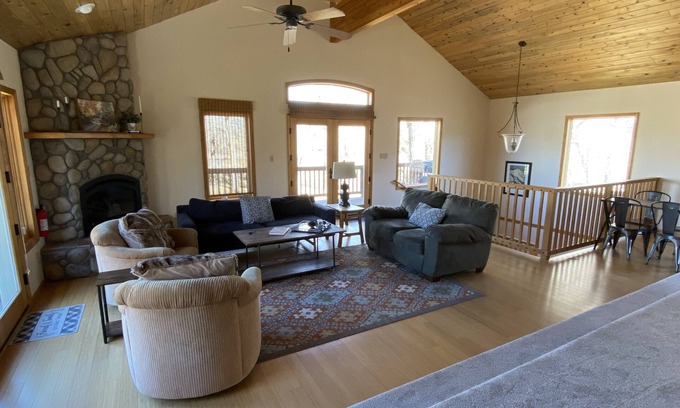 South Fork House | Lazy River Guest House