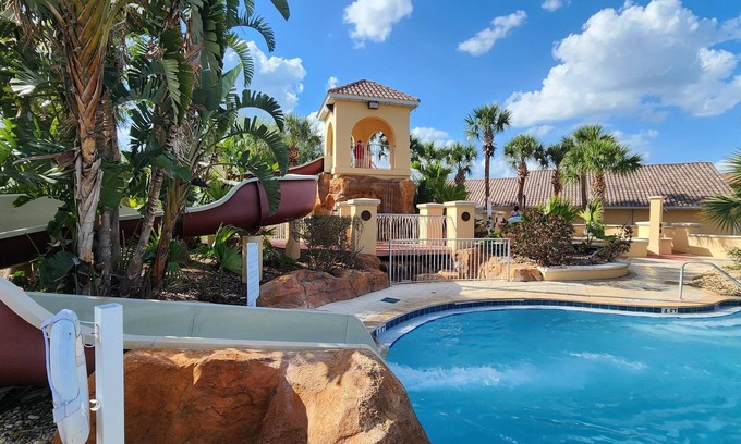 Highlands Reserve House | Lazy river resort close to theme parks