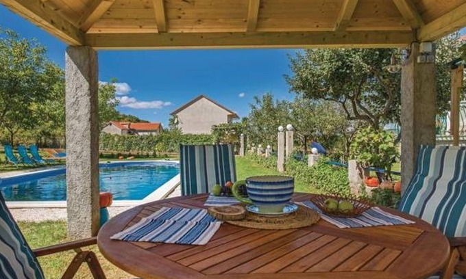 Ruzic House | LCT Holiday Home Ružić