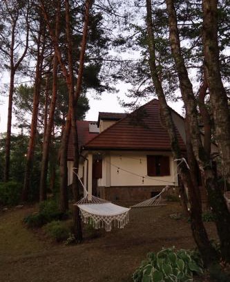Konstancin-Jeziorna Villa | Leśna SPA Willa pod Warszawą Jacuzzi, Sauna, Kominek, Sport & Joga