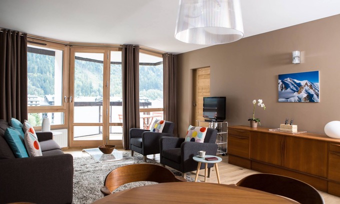 Chamonix City Centre Apartment | Le Beausite C Apartment - an apartment that sleeps 5 guests in 2 bedrooms