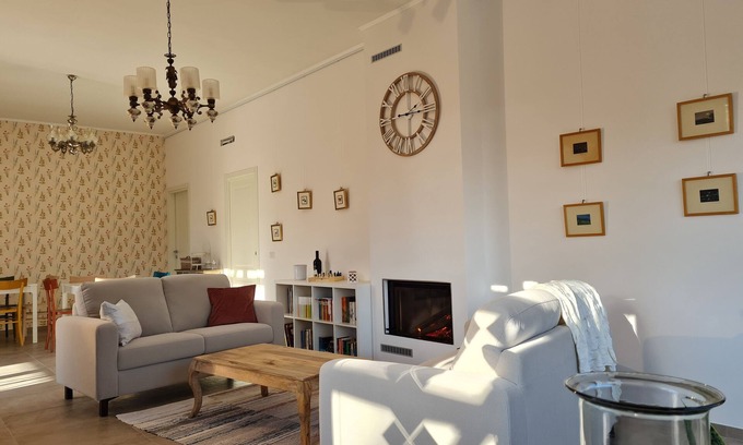 Albanella House | Le Bisceglie