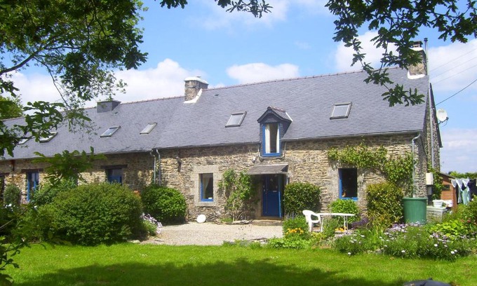 Saint-Mayeux Bed & Breakfast | Le Boterff Gites et Camping