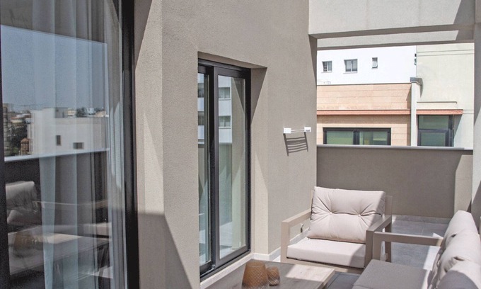 Nicosia Apartment | LE BOUQUET LUXURY SUITES