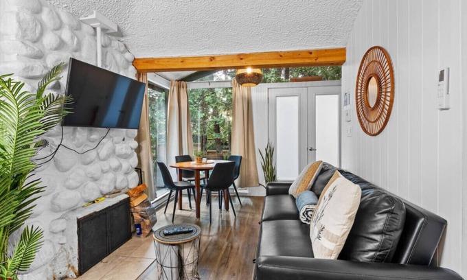 Sainte-Lucie-des-Laurentides Ski Chalet | Le1601 - Le Petit Renard - Chalet spa et plage