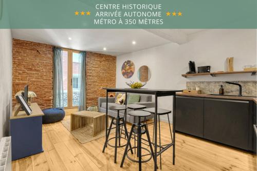 Saint - Aubin - Dupuy Apartment | Le Caraman Bohème - Confort à deux pas du métro