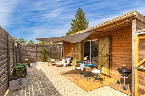 Vertheuil House | Le Chalet in Medoc