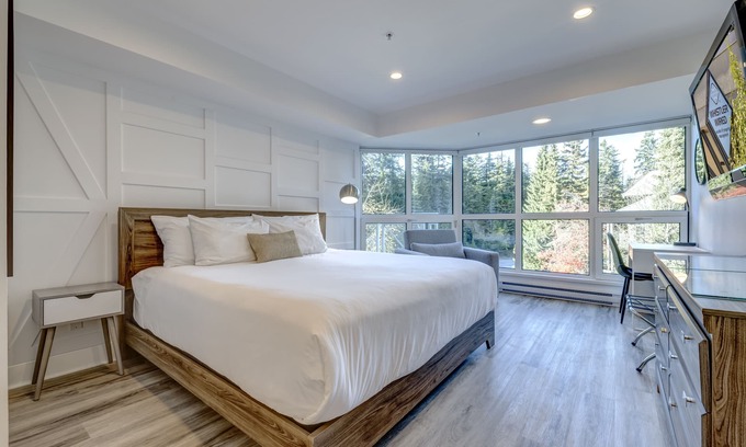 Blackcomb Apartment | Le Chamois 211 - Ski in Ski out, Common Pool, Hot Tub & Gym