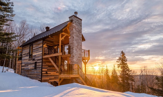 Lac Beauport Cabin | Le Chamonix : Tiny house in nature (CITQ : 310190)