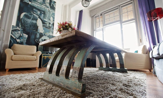 Terezvaros Apartment | Le charme discret de la bourgeoisie