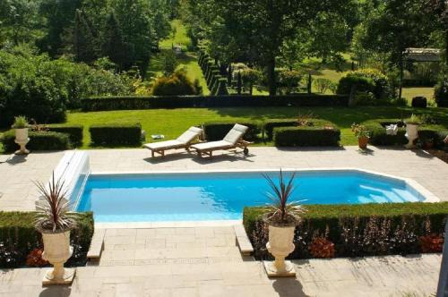 Mezilles Villa | Le Charme