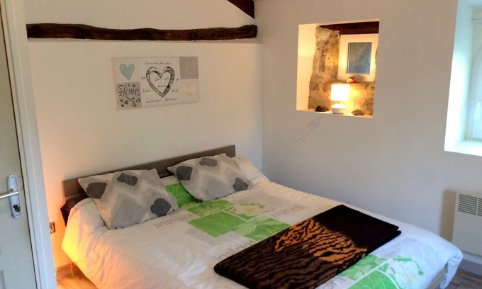 Villefranche-de-Rouergue Bed & Breakfast | Le Clos du Mûrier is located in a quiet, pleasant countryside setting.
