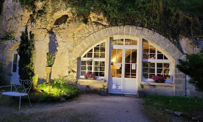 Amboise House | Le Clos de l'Hermitage