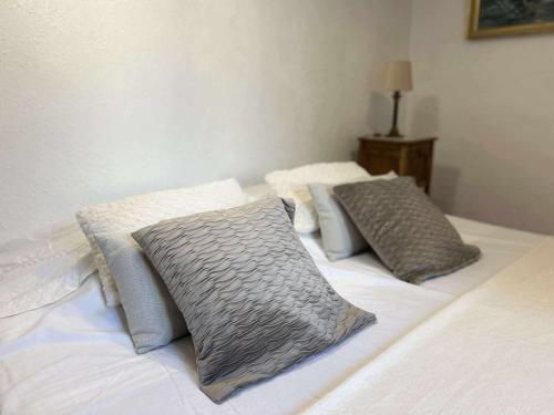 Vaison-la-Romaine House | Le Clos des Pigières le Gîte de la Pierre a eau