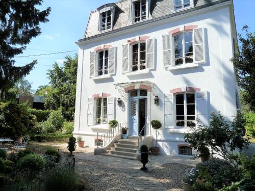 Chatenay-Malabry Bed & Breakfast | Le Clos des Princes