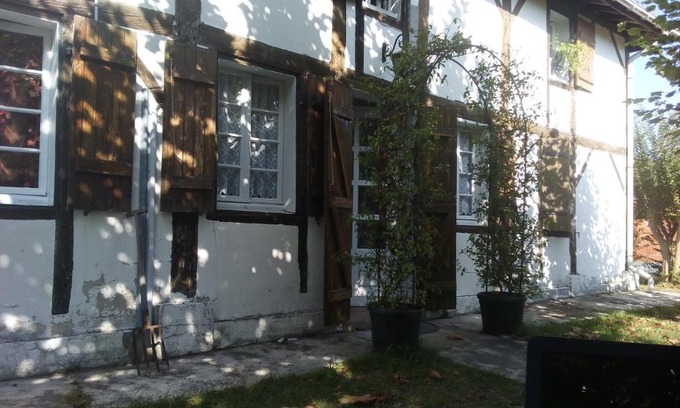 Lesgor Bed & Breakfast | le Clos du Carriou