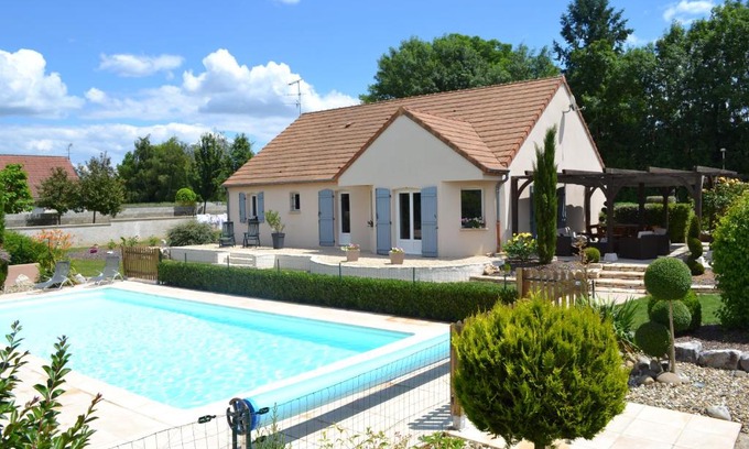 Chevigny-en-Valiere Bed & Breakfast | Le Clos Gwladys