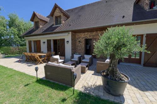 Medan Bed & Breakfast | Le Clos Magedon