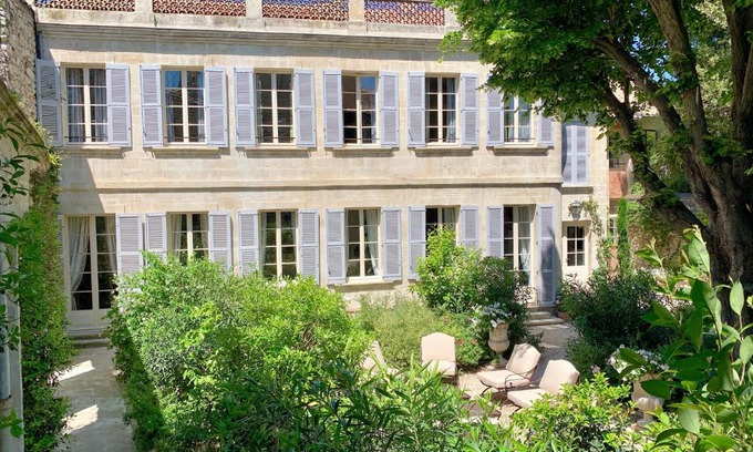 Avignon City Centre Bed & Breakfast | Le Clos Saluces