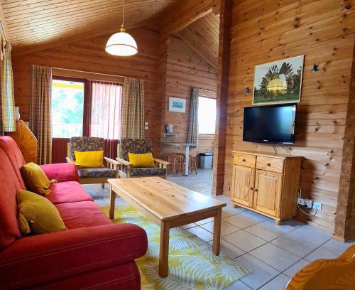 Mauroux Ski Chalet | Le Colibri