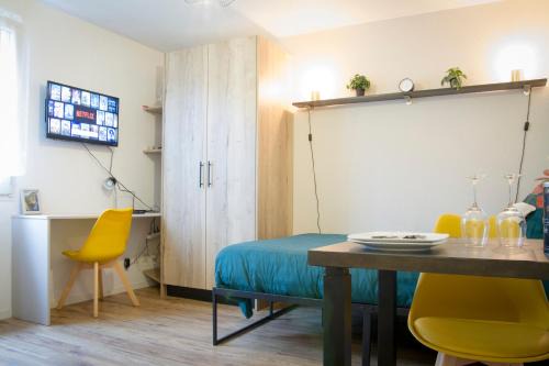 Saint-Jean-Baptiste Apartment | Le Colibri - Parking Wifi