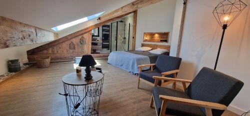 Chambery Apartment | Le cosy du Théâtre, duplex confortable au centre de Chambéry