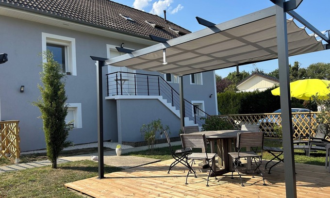 La Balme-de-Sillingy House | Le Cosy Home 3* Apartment in house near Annecy