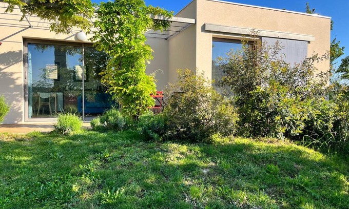 Vallerargues House | Le Cube des Garrigues