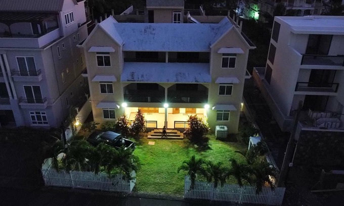 Mont Choisy Apartment | Le Diamant Vert Apartments @ Mont Choisy APT 101