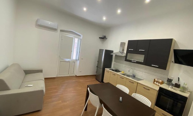 Pulsano Apartment | Le due maison