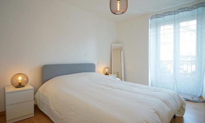Villefranche-de-Rouergue Apartment | Le Duplex Villefranchois, spacieux et lumineux