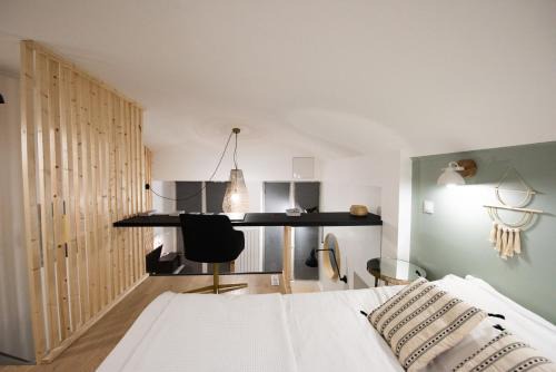 Griffon - Royale Apartment | Le duplex d'André - Un écrin cosy et design pour 2