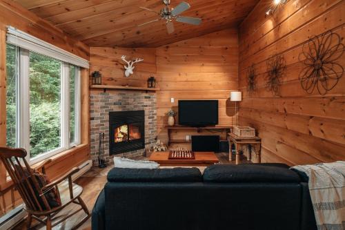 Notre-Dame-de-la-Merci Ski Chalet | Le Fairytale - Enchanting Getaway with Spa & Sauna