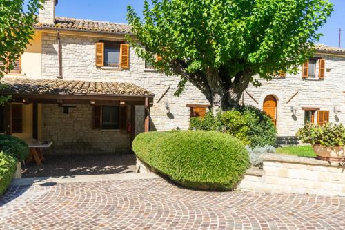 SantʼIppolito Bed & Breakfast | Le Fontanelle Country House