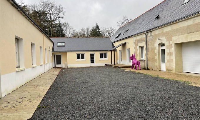 Veigne House | Le Gîte de Fontiville, 3 Belles Chambres. Proche des Châteaux de la Loire