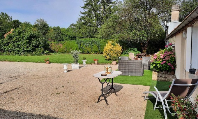 Romilly-sur-Seine House | Le Gîte du Passage - Romilly SUR Seine