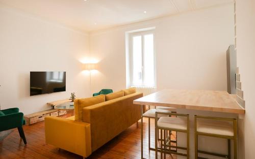 Coulmiers-Jardin des Plantes Apartment | Le Gare Nord T3 de Haut Standing Cosy et Relaxant