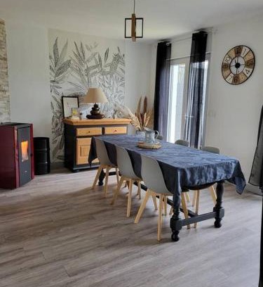 Celon House | Le gite d 'Amélie maison rénovée 6 couchages 2 salles de bains