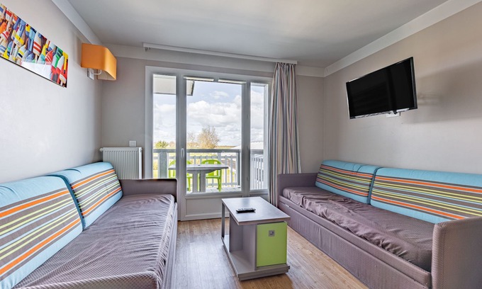Courseulles-sur-Mer Apartment | Le Goeland - Appartement avec Terrasse