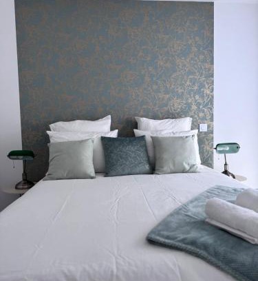Combs-la-Ville Apartment | Le grand Nid de Combs