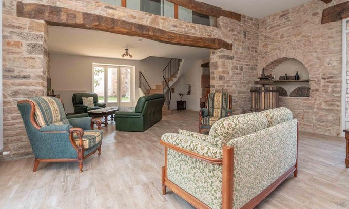 Nanton House | Le Grand Pressoir - Grande maison avec jardin