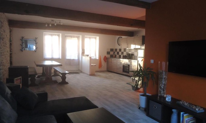 Lalheue House | Le Grison