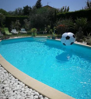 Salindres House | Le Jardin Serein
