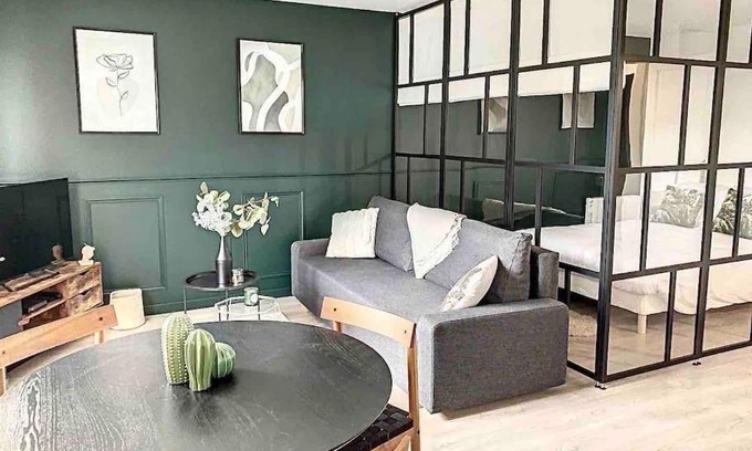 Margny-les-Compiegne Apartment | Le Jules - Ambiance anglaise