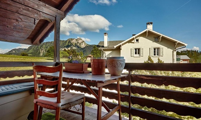Leysin Ski Chalet | Le Liseron