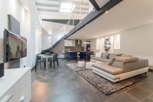Poincare Apartment | LE LOFT 67