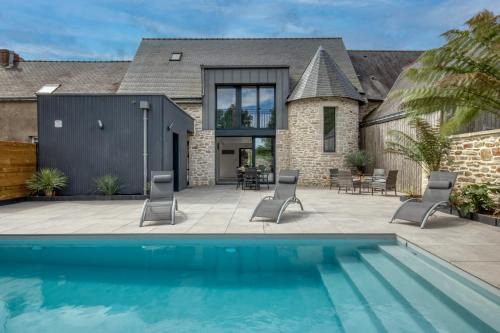 Ferel House | Le Logis de la Pierre Bleue - Maison avec piscine