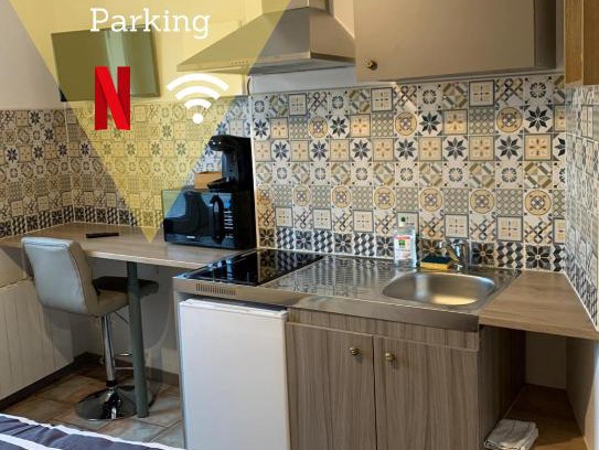 Centre Ville Apartment | Le Lumineux Centre ville - Wifi - Parking (idéal couple, voyages d'affaire)